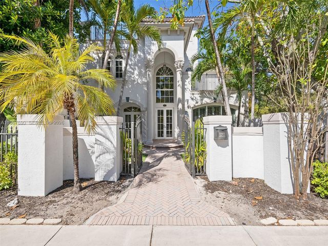 827 SE 2nd Ct, Fort Lauderdale, FL 33301