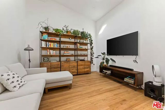 3795 Fredonia Drive, Los Angeles, CA 90068