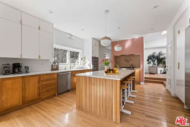 3795 Fredonia Drive, Los Angeles, CA 90068