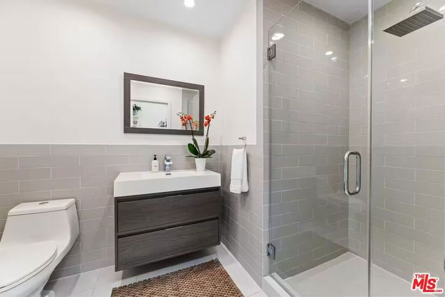 3795 Fredonia Drive, Los Angeles, CA 90068