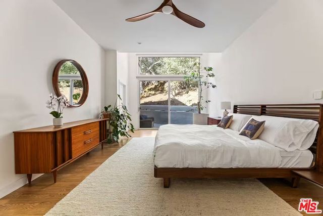 3795 Fredonia Drive, Los Angeles, CA 90068