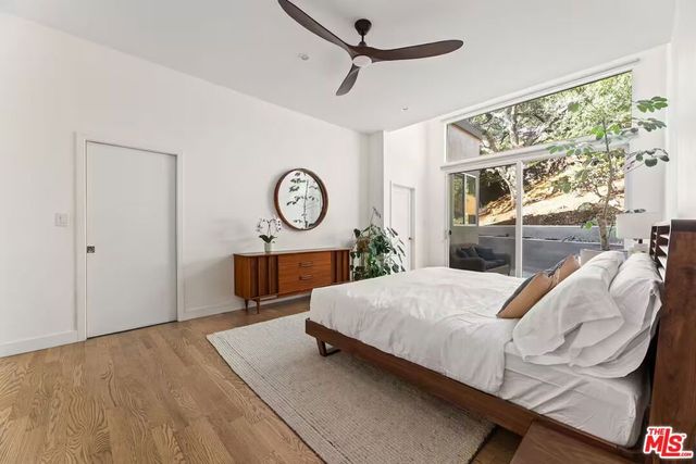 3795 Fredonia Drive, Los Angeles, CA 90068