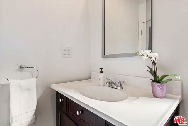 3795 Fredonia Drive, Los Angeles, CA 90068