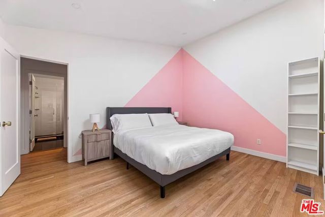 3795 Fredonia Drive, Los Angeles, CA 90068