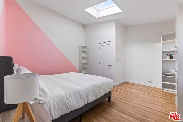 3795 Fredonia Drive, Los Angeles, CA 90068
