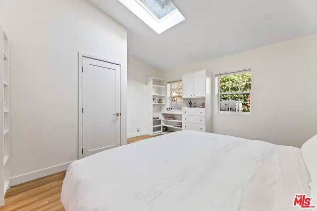 3795 Fredonia Drive, Los Angeles, CA 90068