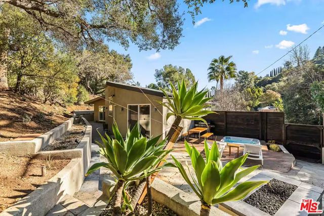 3795 Fredonia Drive, Los Angeles, CA 90068