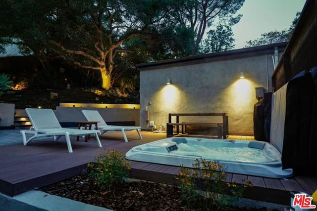 3795 Fredonia Drive, Los Angeles, CA 90068