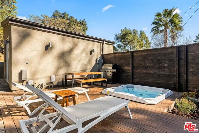 3795 Fredonia Drive, Los Angeles, CA 90068