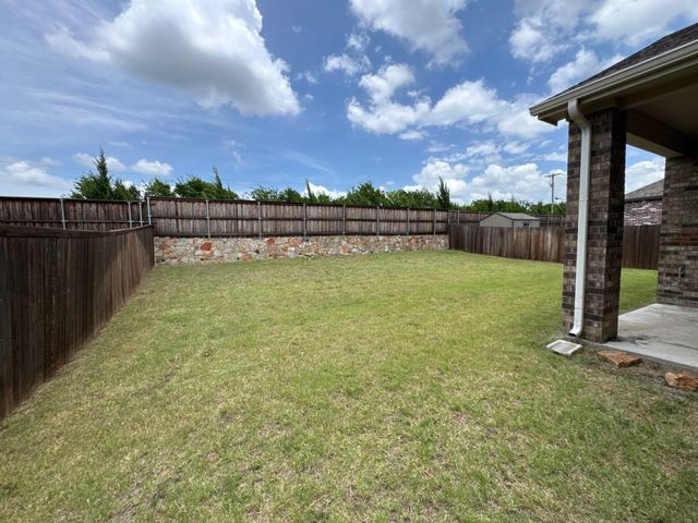 1748 Sheldon Drive, Forney, TX 75126