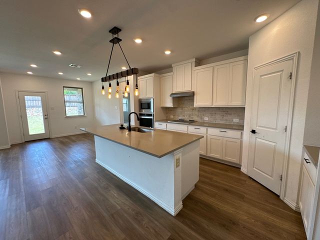 1748 Sheldon Drive, Forney, TX 75126