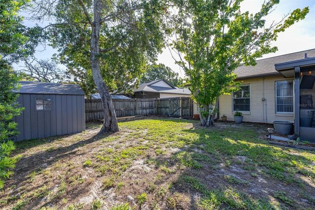 100 GROVE HOLLOW COURT, Sanford, FL 32773