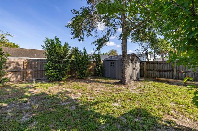 100 GROVE HOLLOW COURT, Sanford, FL 32773