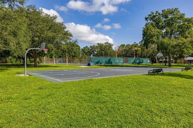 100 GROVE HOLLOW COURT, Sanford, FL 32773
