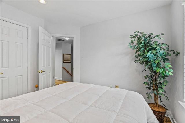 9245 RIDGEFIELD CIR, Frederick, MD 21701