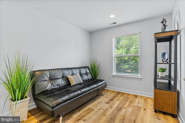 9245 RIDGEFIELD CIR, Frederick, MD 21701
