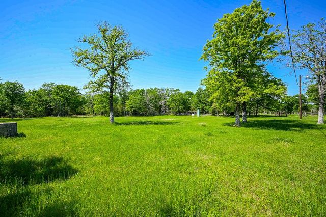 7111 Refugio Circle, Bedias, TX 77831