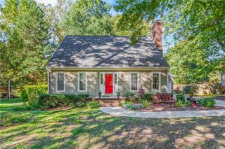 514 Edinburgh Drive, Burlington, NC 27215