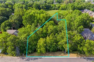 8959 Clubwood Drive, Walled Lake, MI 48390