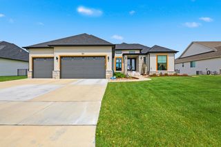 151 N Ciderbluff Ct, Wichita, KS 67052