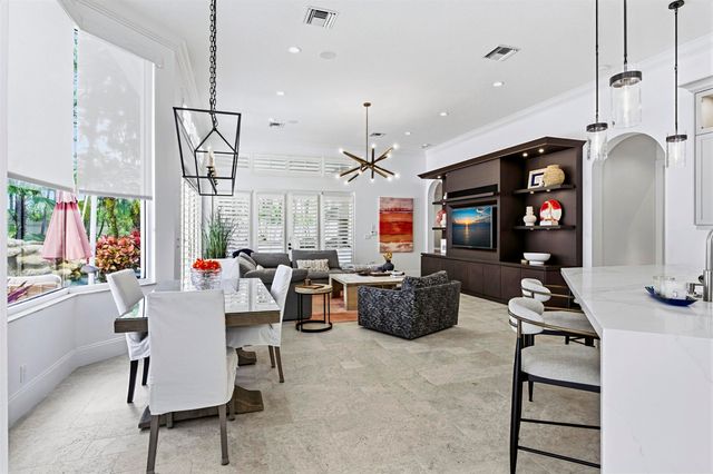 1122 San Michele Way, Palm Beach Gardens, FL 33418