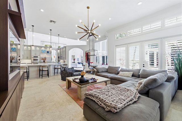 1122 San Michele Way, Palm Beach Gardens, FL 33418