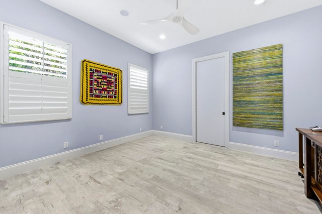 1122 San Michele Way, Palm Beach Gardens, FL 33418