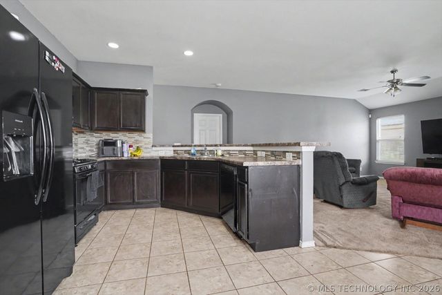 25437 E 93rd Court, Broken Arrow, OK 74014