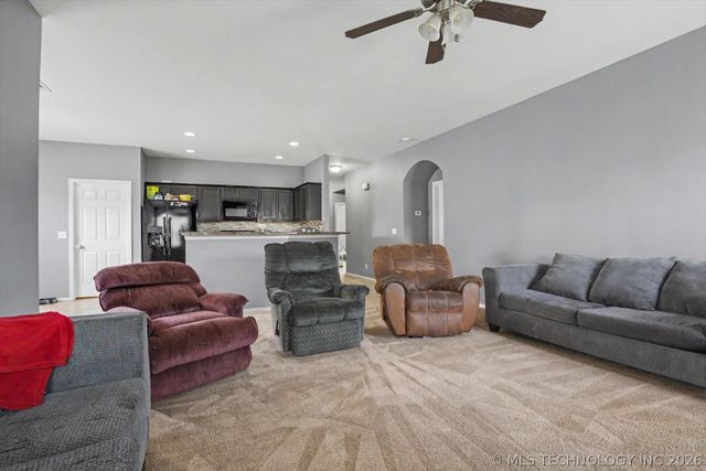 25437 E 93rd Court, Broken Arrow, OK 74014