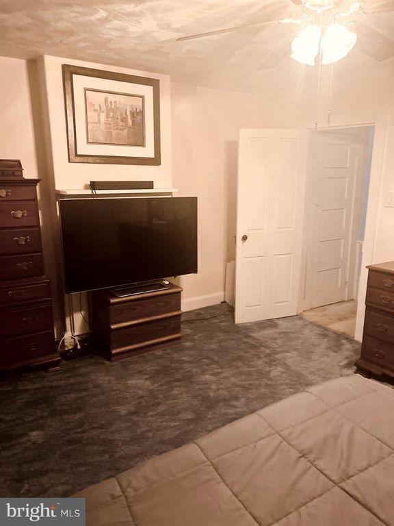 608 BORDENTOWN RD, Burlington, NJ 08016