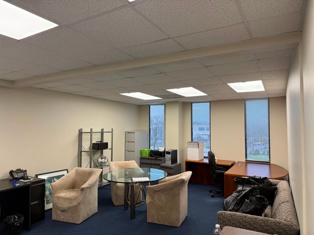 950 Skokie Boulevard, Northbrook, IL 60062