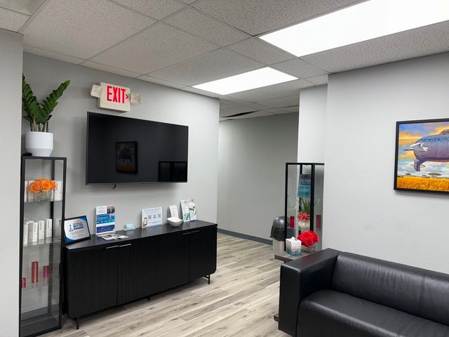 950 Skokie Boulevard, Northbrook, IL 60062