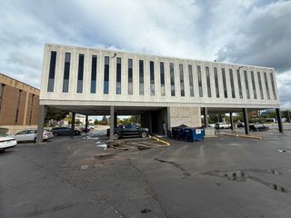 950 Skokie Boulevard, Northbrook, IL 60062