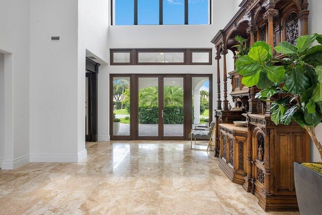 21677 El Bosque Way, Boca Raton, FL 33428