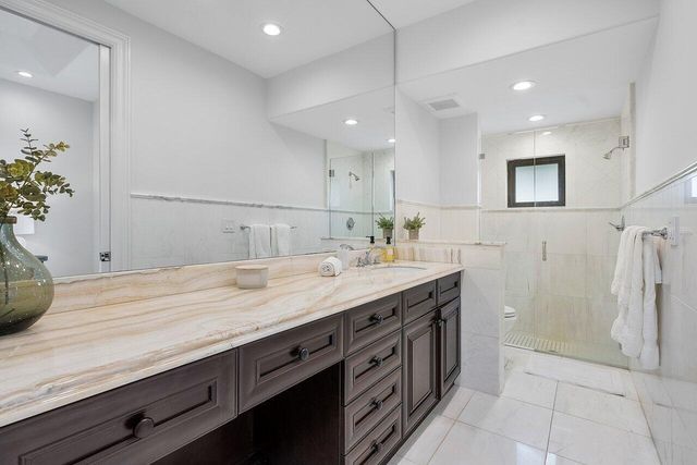 21677 El Bosque Way, Boca Raton, FL 33428