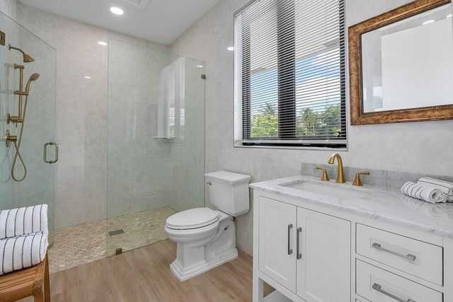 21677 El Bosque Way, Boca Raton, FL 33428