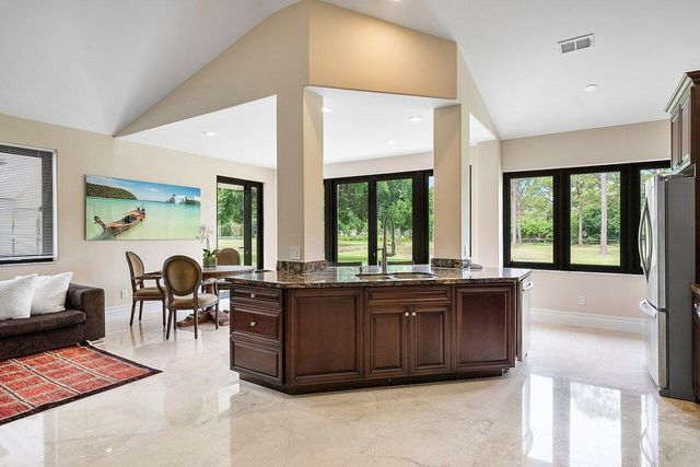 21677 El Bosque Way, Boca Raton, FL 33428