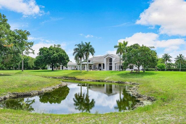 21677 El Bosque Way, Boca Raton, FL 33428