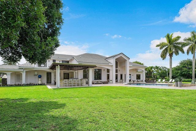 21677 El Bosque Way, Boca Raton, FL 33428