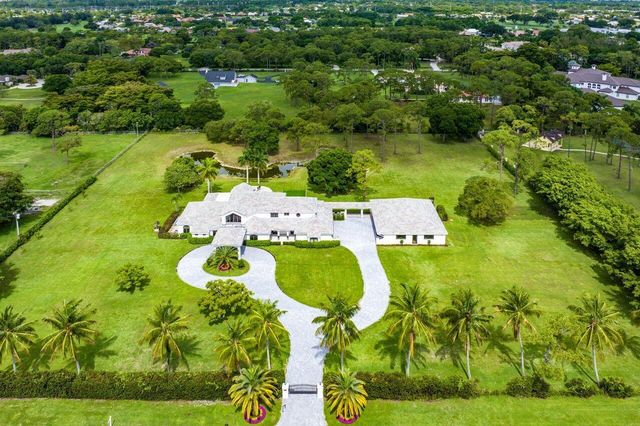 21677 El Bosque Way, Boca Raton, FL 33428
