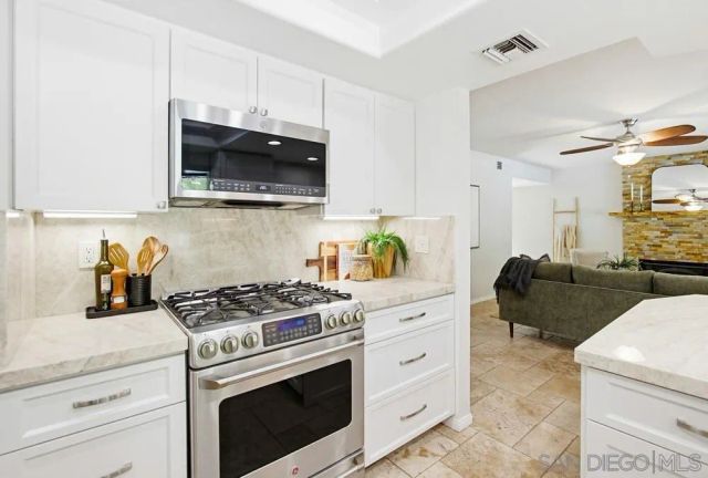 10018 Resmar Pl, San Diego, CA 91941