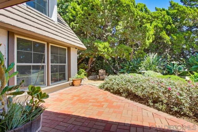 10018 Resmar Pl, San Diego, CA 91941