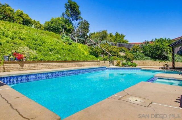 10018 Resmar Pl, San Diego, CA 91941