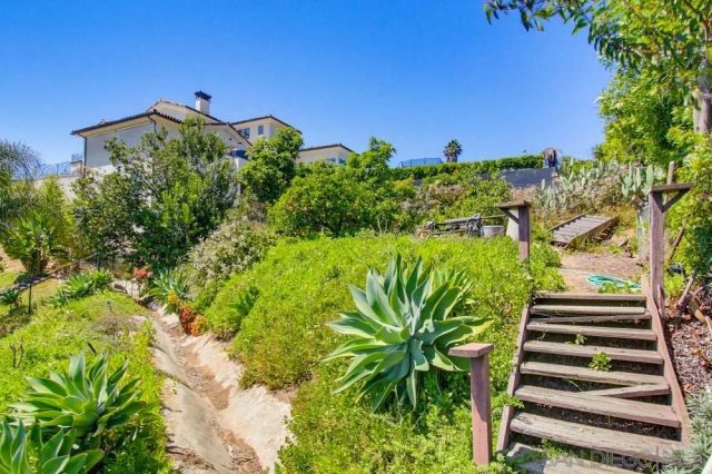 10018 Resmar Pl, San Diego, CA 91941