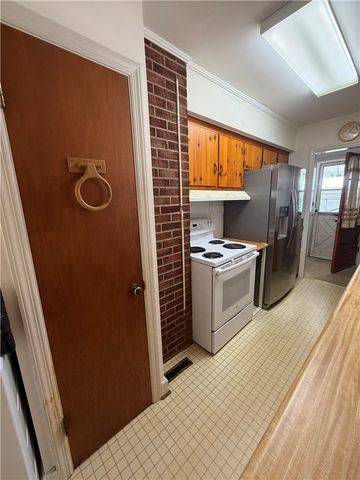 410 Ben Hilda Drive, Seneca, SC 29678