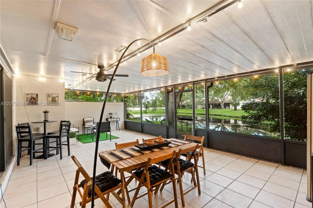 1641 NW 96th Terrace, Pembroke Pines, FL 33024