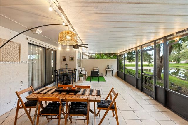 1641 NW 96th Terrace, Pembroke Pines, FL 33024