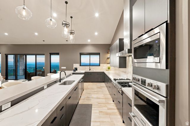 1766 VIEW CT, Fruit Heights, UT 84037