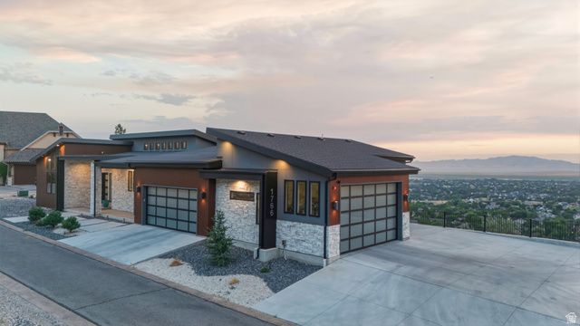 1766 VIEW CT, Fruit Heights, UT 84037