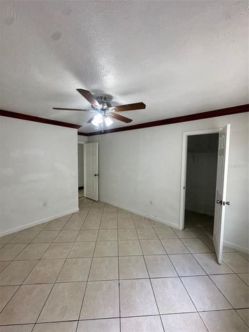 4407 S SEMORAN BOULEVARD 2, Orlando, FL 32822